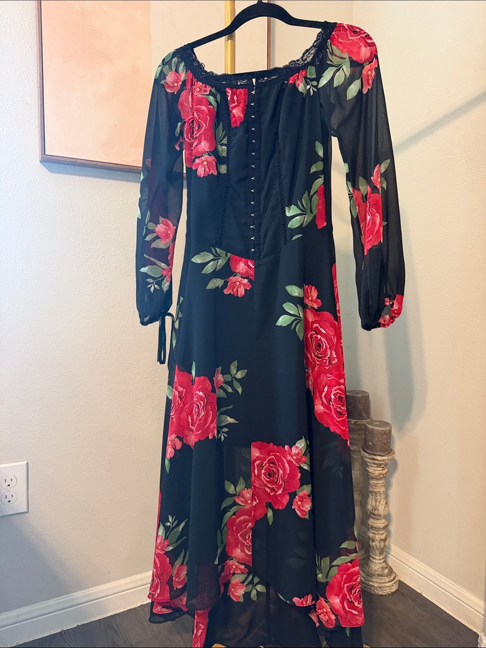 Disney Princess Floral Black & Red Long Sleeve Midi hi-low Dress size Small